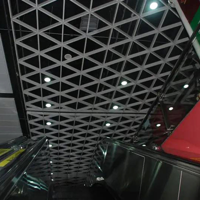 O triângulo expulso da grade deu forma ao peso leve do projeto ISO9001 do teto