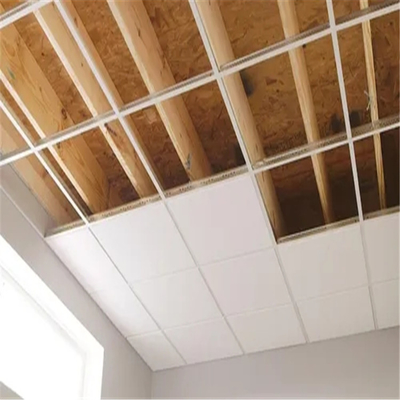 O teto da gipsita do PVC Lamilated telha telhas do teto suspendido da gipsita de 600X600 7mm