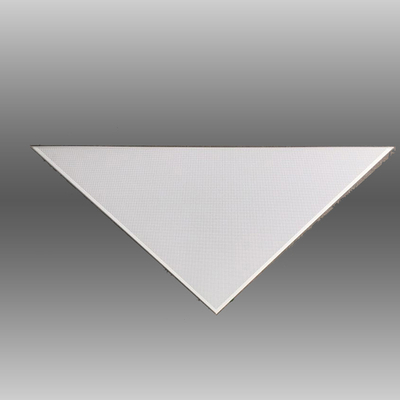 Grampo triangular de alumínio da cor customizável no teto 1000x1000x1000mm