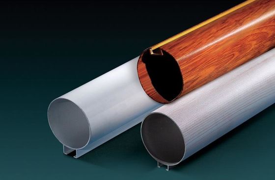 Painéis de teto metálicos tubulares 6063T6 Círculo Perfurado Defletor Suspenso com cartão de cores RAL