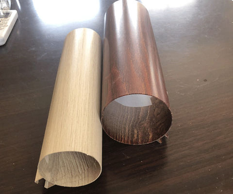 Painéis de teto metálicos tubulares 6063T6 Círculo Perfurado Defletor Suspenso com cartão de cores RAL
