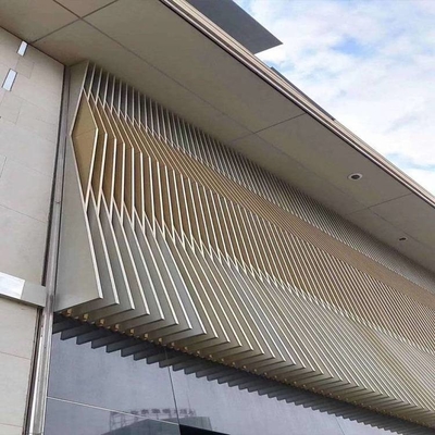 A fachada exterior do defletor triangular almofada 4000mm de alumínio 2.85mm densamente