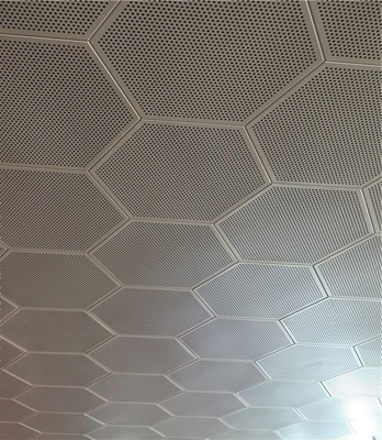 Os painéis de teto sextavados lisos da absorção sadia pintaram pre 404mm