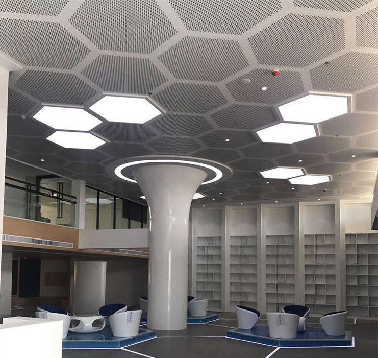 462x462x462x462x462x462 Tecto Perforado de Alumínio Metálico Telhado Hexagonal com Cor Branca